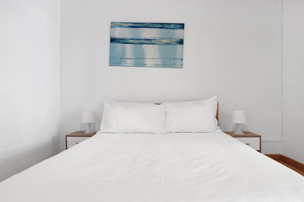 Group-friendly In The Heart Of Bairro Alto Apartment Lisbon